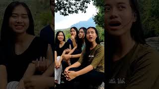 Download Lagu 4 Gadis Dayak di Tepian Sungai Mempawah MP3 Download Lagu 4 Gadis Dayak di Tepian Sungai Mempawah MP3