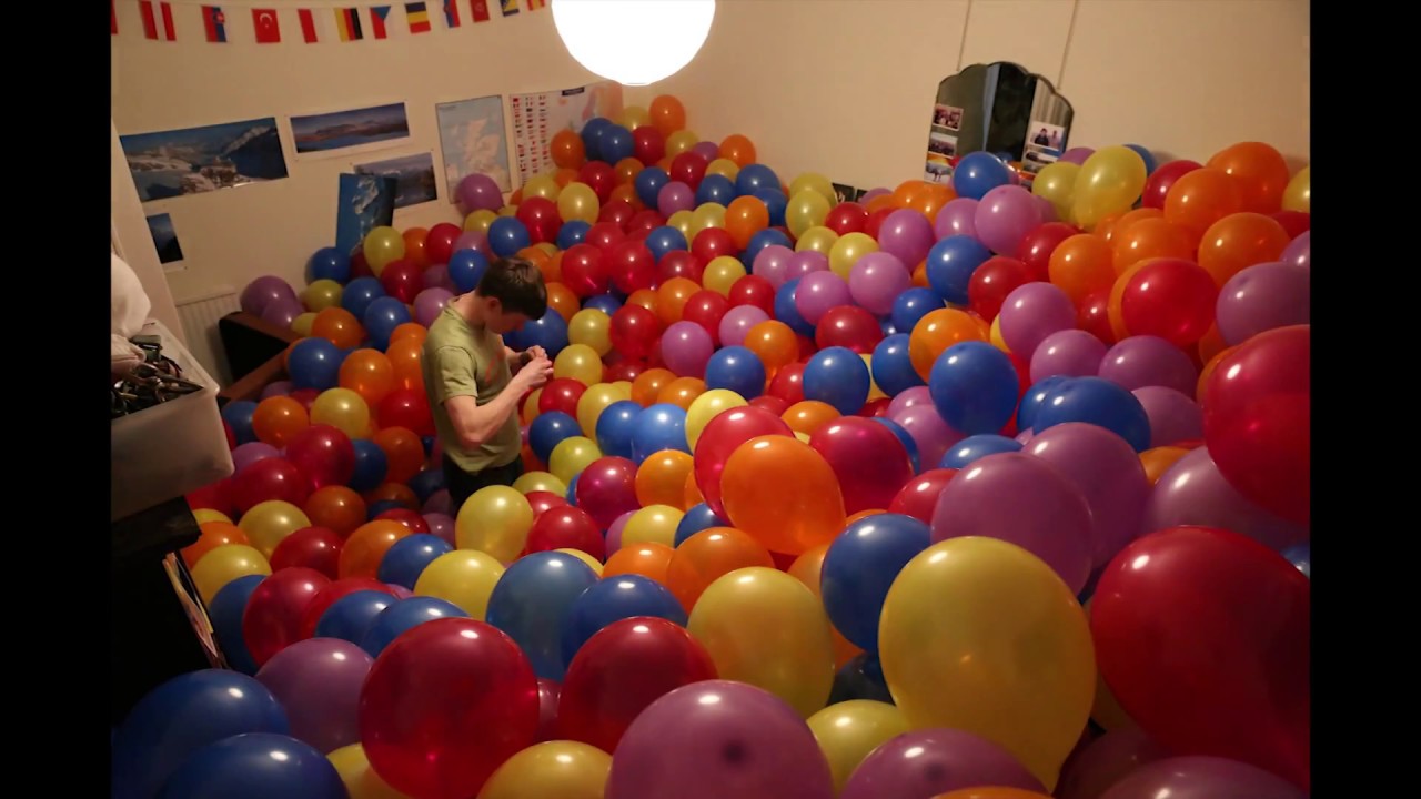 5000 Balloons in Ally's room