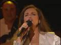 Ana Belén y Víctor Manuel - 'Canción del oro' (directo)