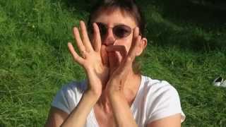 Wie lerne ich auf einem Grashalm pfeifen in 1 Minute? Tutorial von Béa Beste Wie lerne ich auf einem Grashalm pfeifen in 1 Minute? Tutorial von Béa Beste