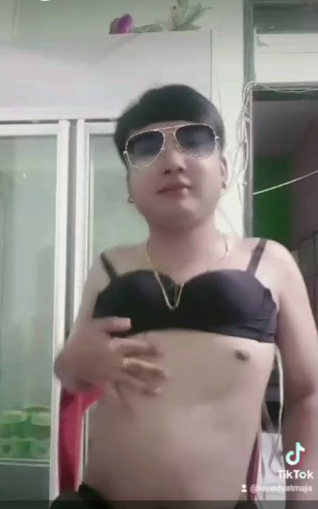 Virall !! tiktok goyang hot, nekad  buka bra #shorts