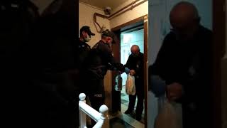 Poli̇si̇mi̇z Evlere Servi̇s Yapiyor