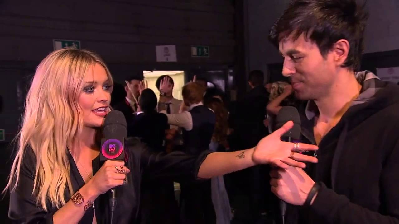 Enrique Iglesias | Backstage with Best World Stage Winner | 2014 MTV EMA