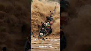 Detik Detik Perahu Nelayan Terombang Ambing Tak Terkendali Saat Ombak Besar Menghantam!!!!
