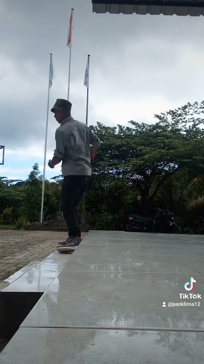 Terus melangkah melupakanmu