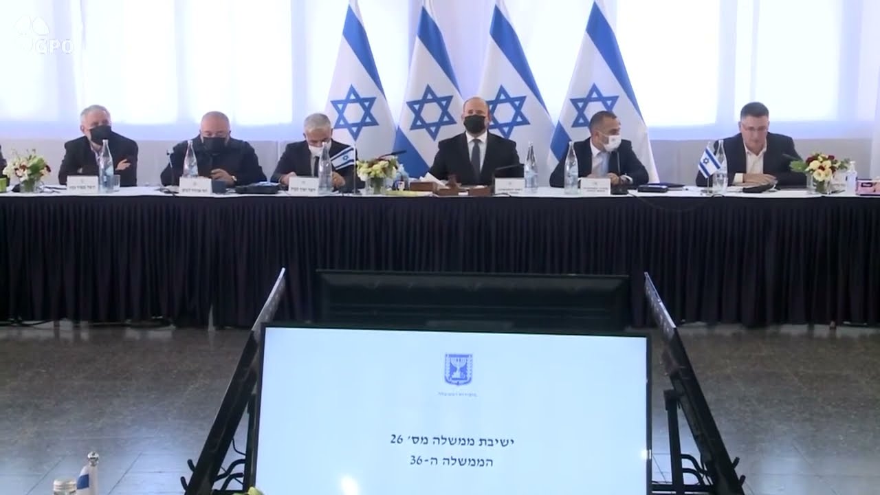 הוחלט על הקמת שני ישובים בצפון