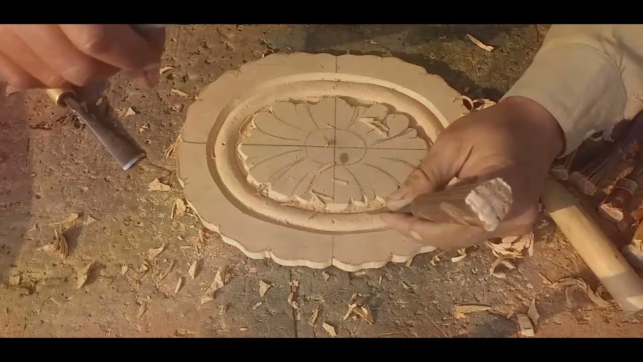small design wood carving artwork reeals design