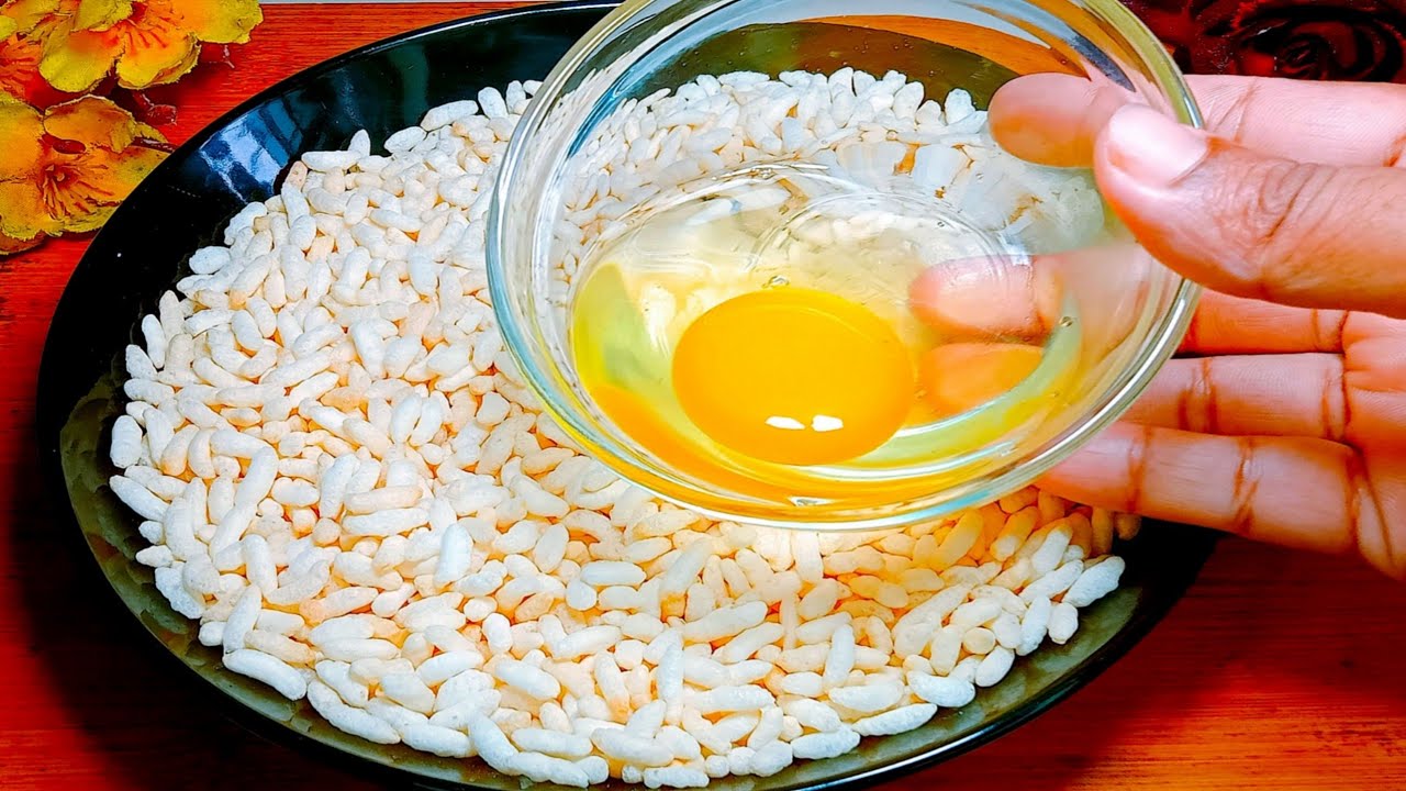 মুড়ির মধ্যে ডিম দিয়ে মুখে স্বাদ লেগে থাকার মতো নাস্তা রেসিপি‼️pitha recipe bangla|breakfast recipe