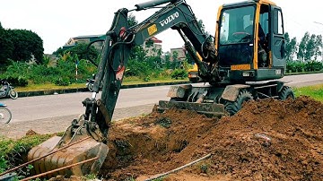MÁY XÚC VOLVO EW 55 HỖ TRỢ THỢ SỬA ỐNG NƯỚC BỊ VỠ | EXCAVATOR VOLVO EW 55| HUU KHOAI TV