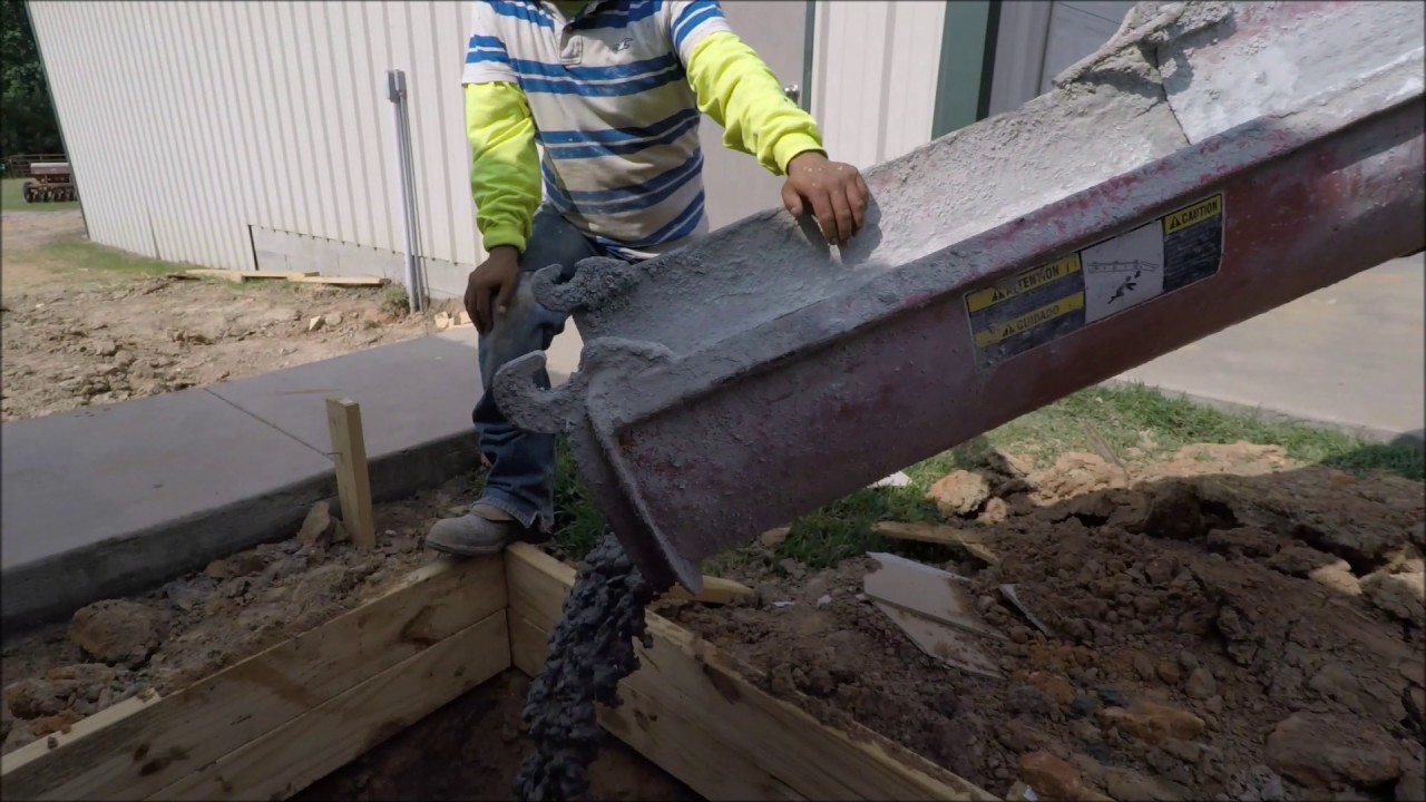 HOW TO SET CEMENT FOUNDATION PIERS. BELL BOTTOM PIERS.PART 1 OF 3 YouTube