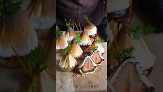 Petit gâteau Strawberry and Swiss Meringue Tart イチゴとスイスメレンゲタルト #shorts #asmr #strawberry