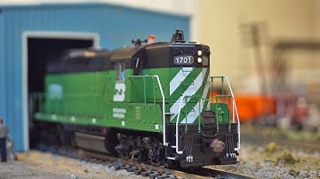 Walthers Proto BN GP9 w/ Loksound!