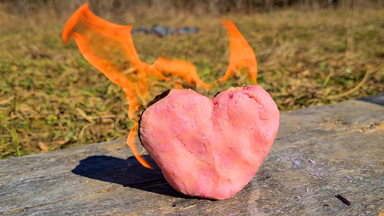 Survival Skills: Make a DIY Amazing Fire Starter, Water Fiter, Candle from Light Bulb. Bushcraft 3