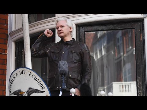 WikiLeaks, le accuse, l'arresto: storia di Julian Assange