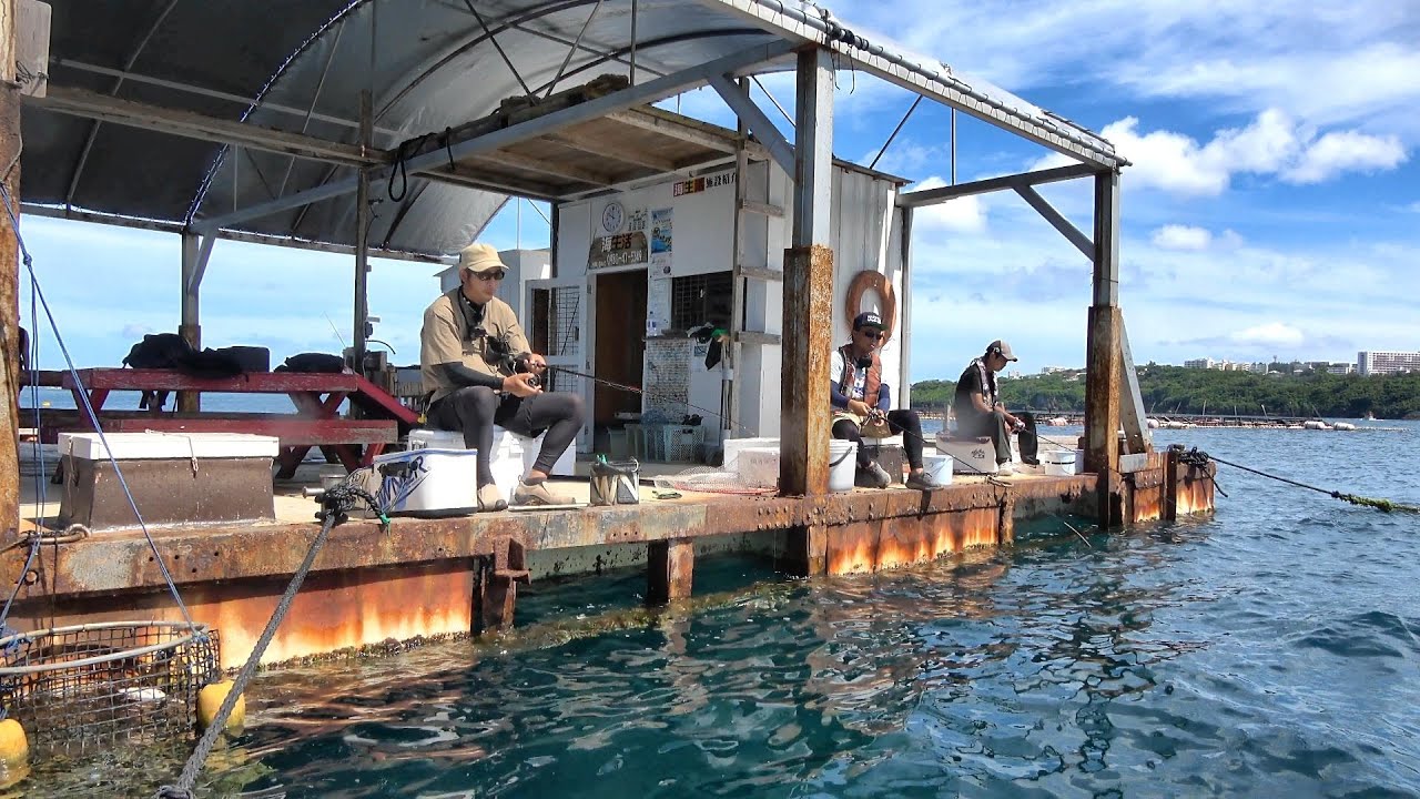水深20mの沖縄の筏でかぶせ釣りしたら規格外過ぎる魚が…