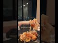 たこやきを見るポメラニアンかわいい