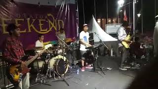 Matahari reggae band live @kota tua weekend gemufamire