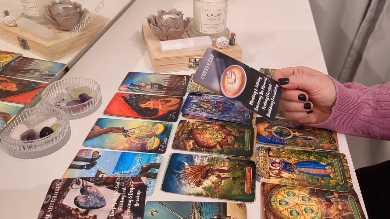 Lita på din intuition🔮Situationen mellan er förändras då motstånd i form av tankar försvinner..☯️❤️