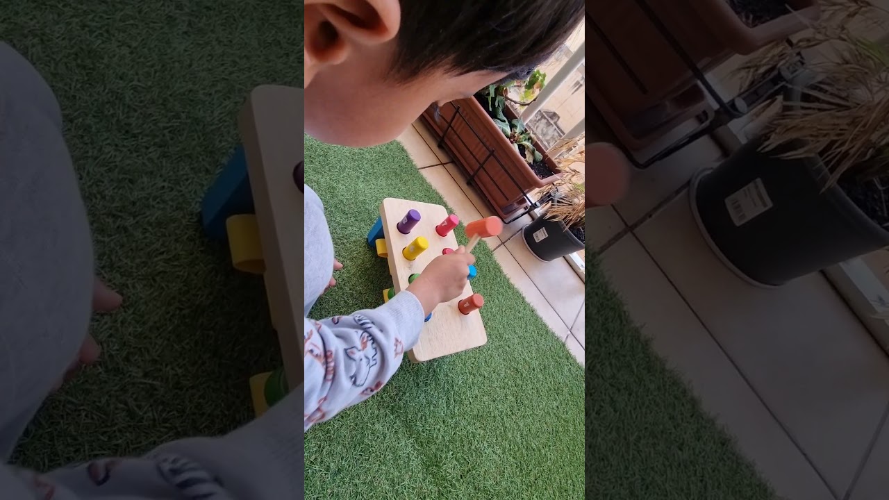 Toy hammering block, multicolour