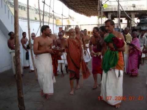 Subramanya Bhujangam Complete with Parts 1 and 2     recited by Jayendra Saraswati Swamigal