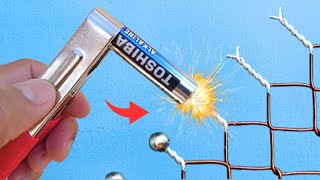 How to make a simple welding machine with a 1.5 V battery at home! Genius idea