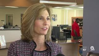 Palm Beach County scrambles to fill need for poll workers ahead of Tuesday's primary