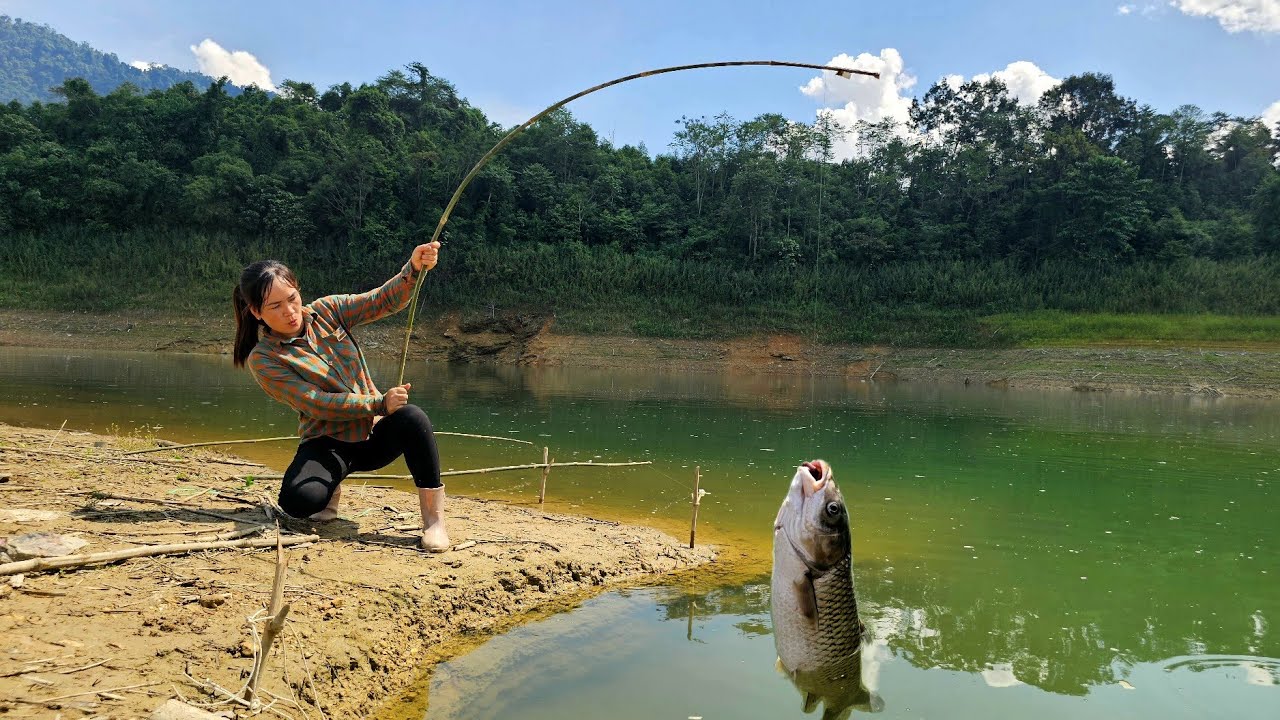 Fishing Skills - Catch a BIG Fish with Simple Stream Fishing Lures