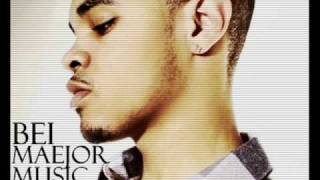 Watch Bei Maejor Kisses In The Vip video