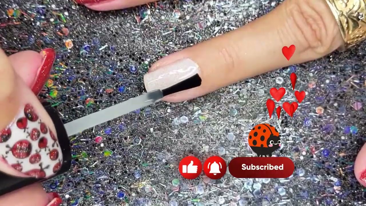 ♥️♥️ 🐞🐞Cute lady bug reverse nail stamping. 