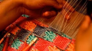 Making handwoven DHAKA fabric in Nepal • ढाका screenshot 5