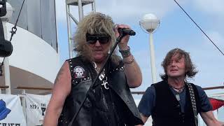 Black N’ Blue - I’m The King (Tommy Thayer on guitar) KISS KRUISE X, 2021 60FPS
