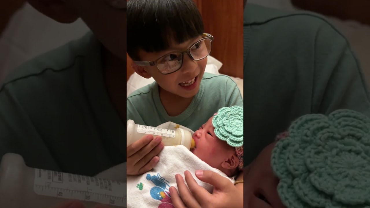 Max go visit his baby sister Delilah 