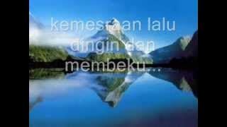 jauh dirindu (lirik) freedom