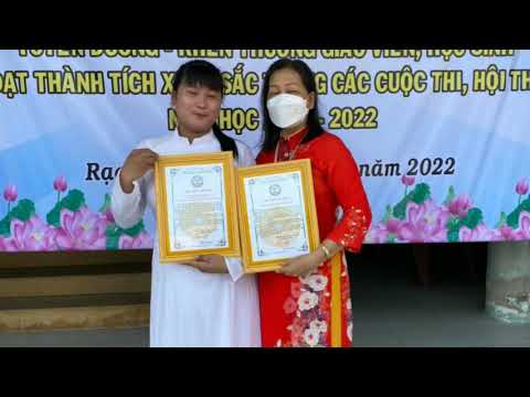 Video TÌNH YÊU DÀNH CHO MÔN HỌC: NGỮ VĂN CỦA HỌC TRÒ TRƯỜNG... - YouTube