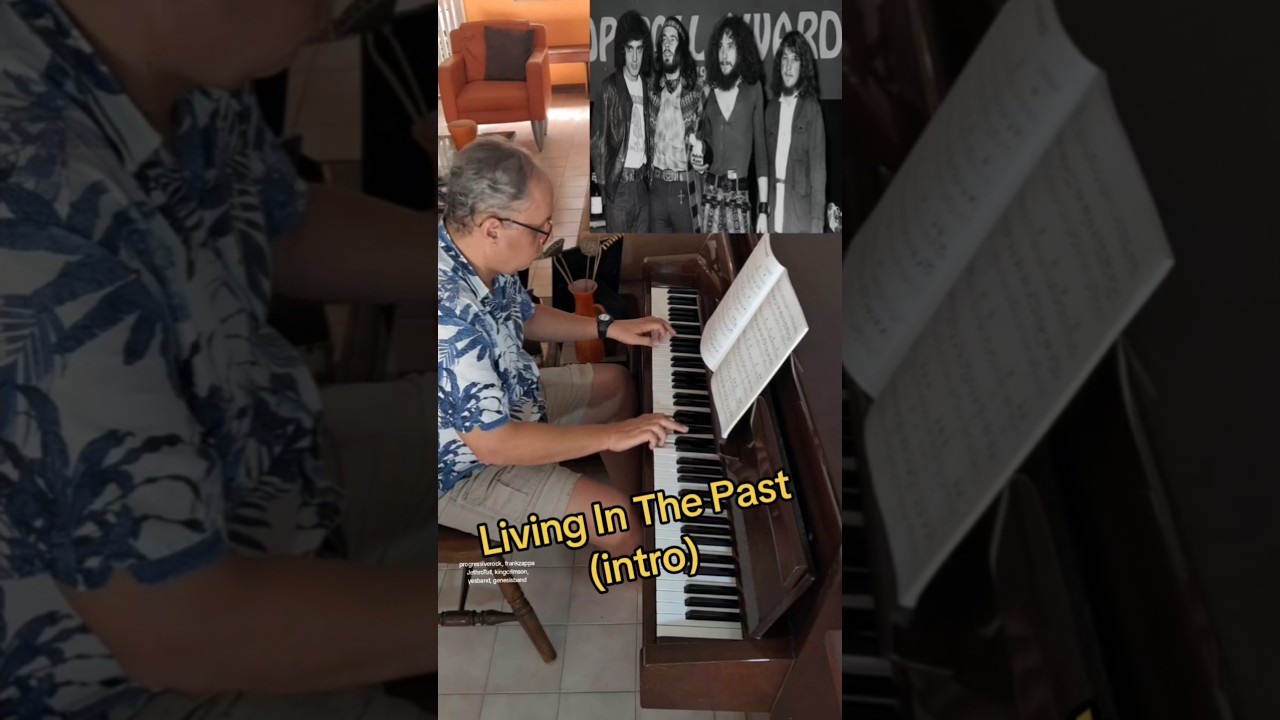 Jethro Tull - Living In The Past (intro) (4). 