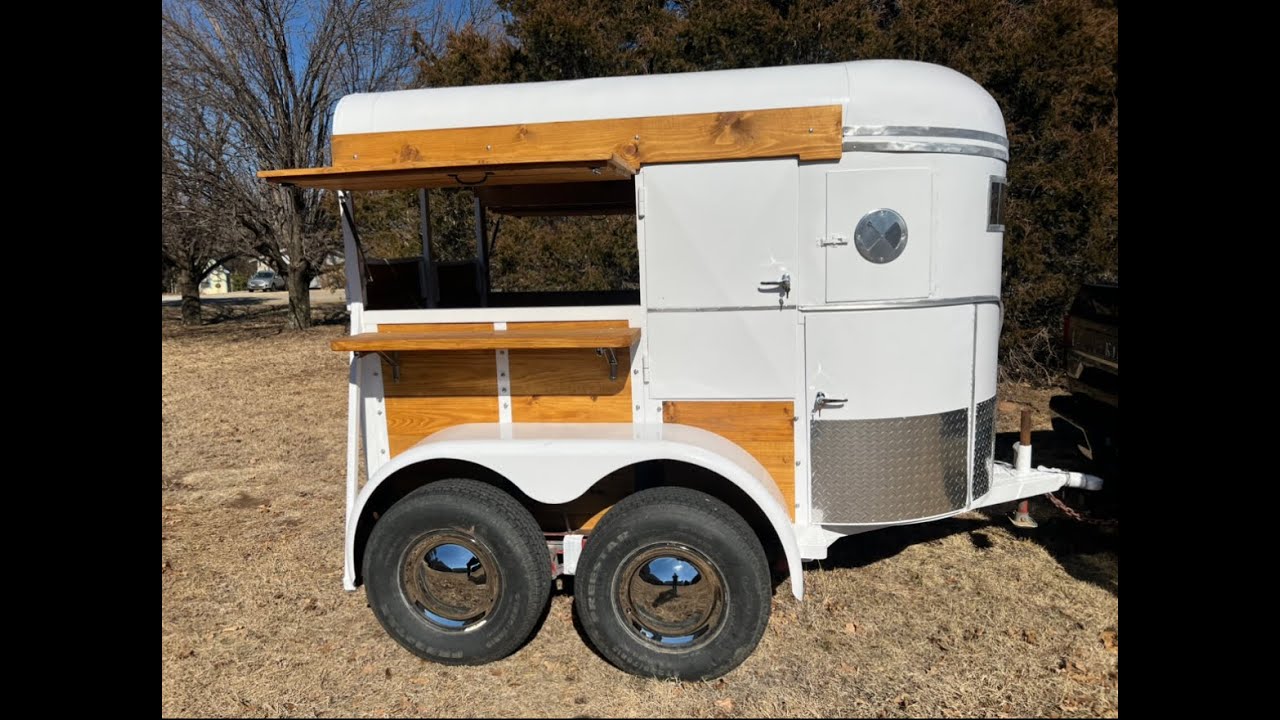 Carriage House Canyon Brown Build
