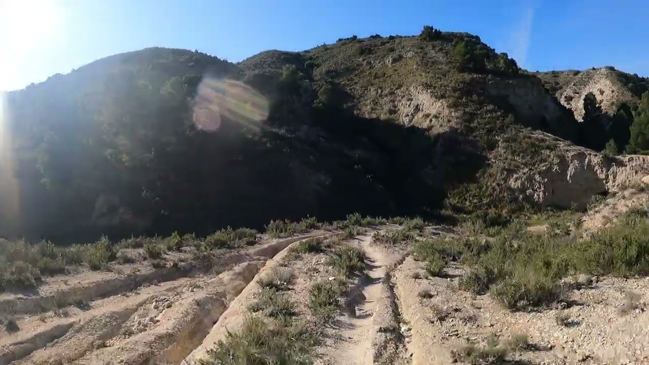 Subida palomica y sendas montañes a las Almunias 