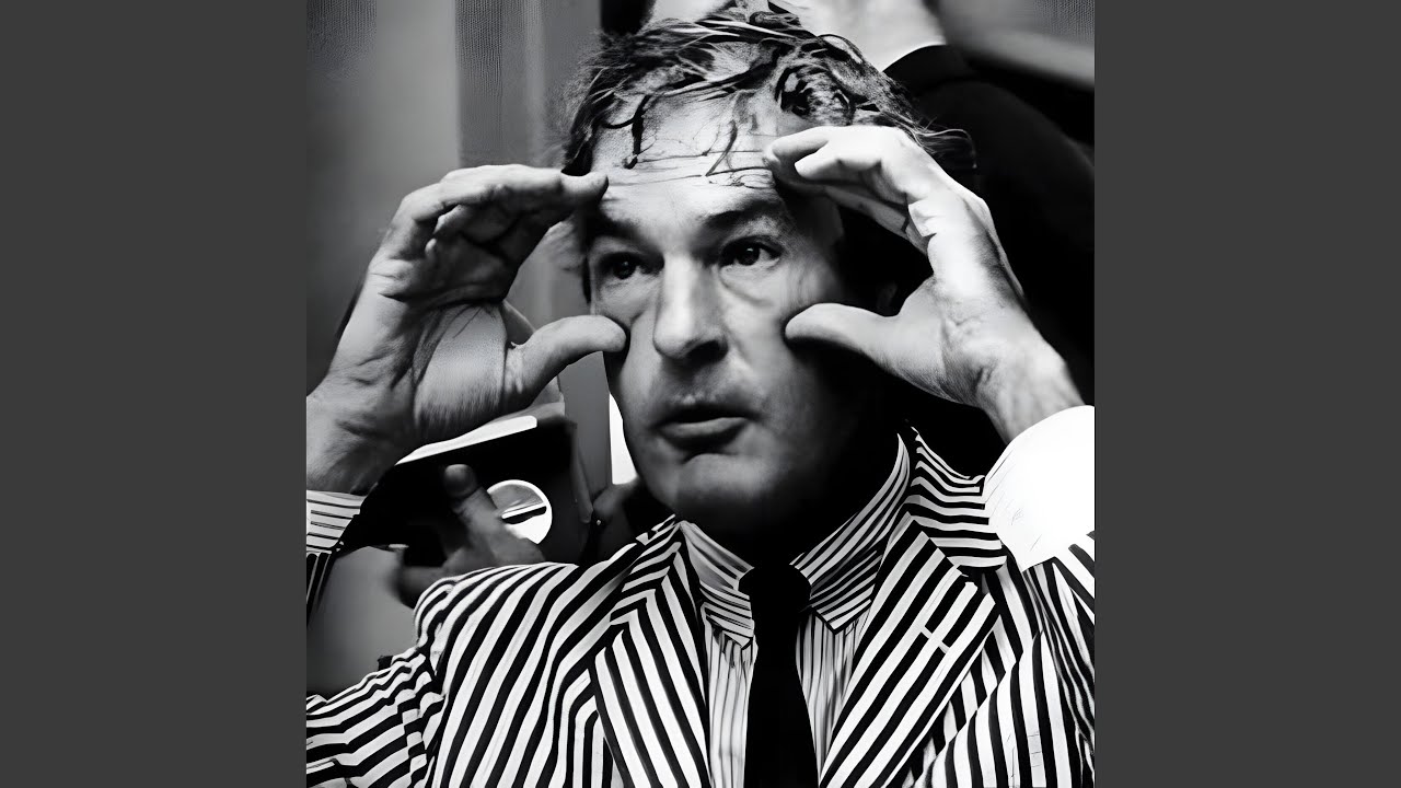 Guarda 6 Words (feat. D'Cruze) su YouTube Guarda 6 Words (feat. D'Cruze) su YouTube