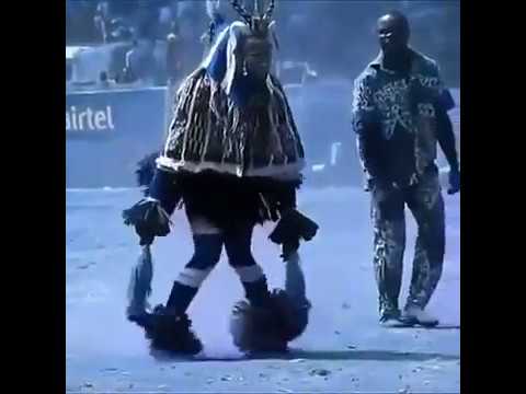 Paçalı Tavuk Dansı - Afrika