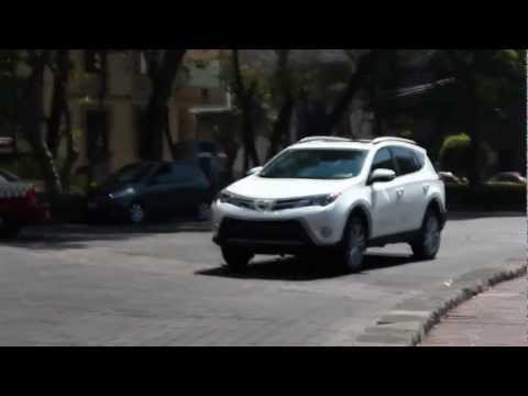 Video: Toyota Rav4 2025: resena en video por Atraccion360