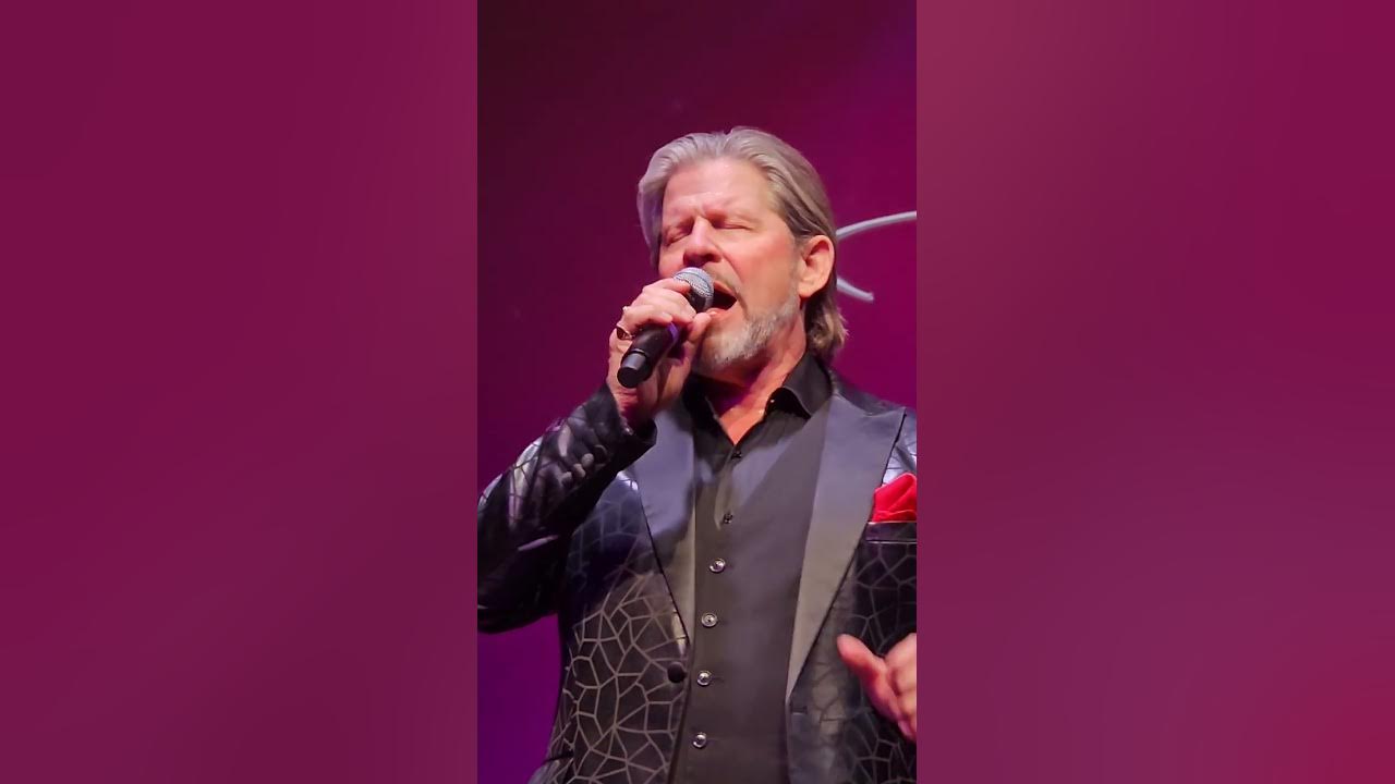 Bucky Heard dedicated this song to Bill Medley (Righteous Brothers) who was in the audience awesome! Bucky Heard dedicated this song to Bill Medley (Righteous Brothers) who was in the audience awesome!