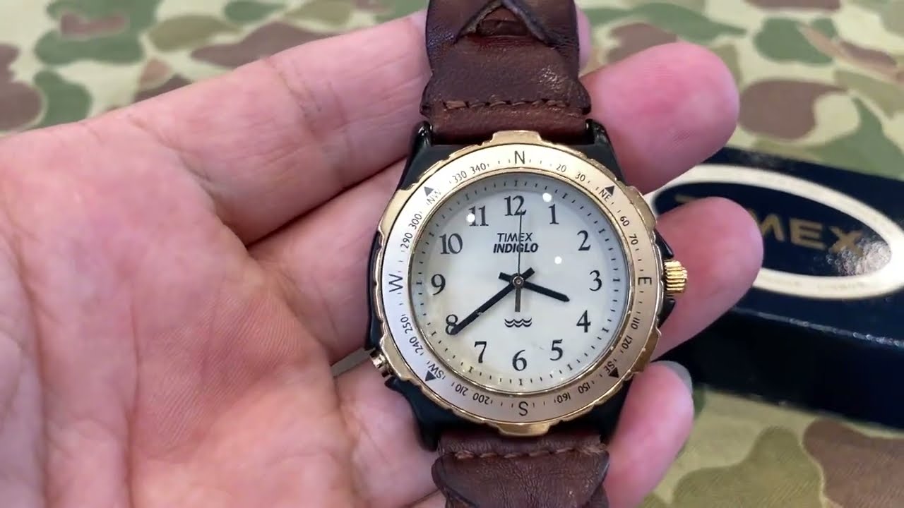 新品！FOSSIL☆腕時計【TIMEX、DIESEL、マイケルコース好きの方！】 新品！DIESEL 【マイケルコース、TIMEX、FOSSIL好きの方必見！】