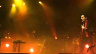 BRANDON FLOWERS &amp; BERNARD SUMNER - BIZARRE LOVE TRIANGLE (New Order cover)