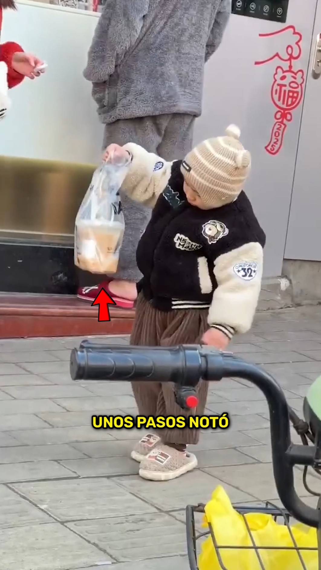 Pidió una bebida, pero algo inesperado pasó ??