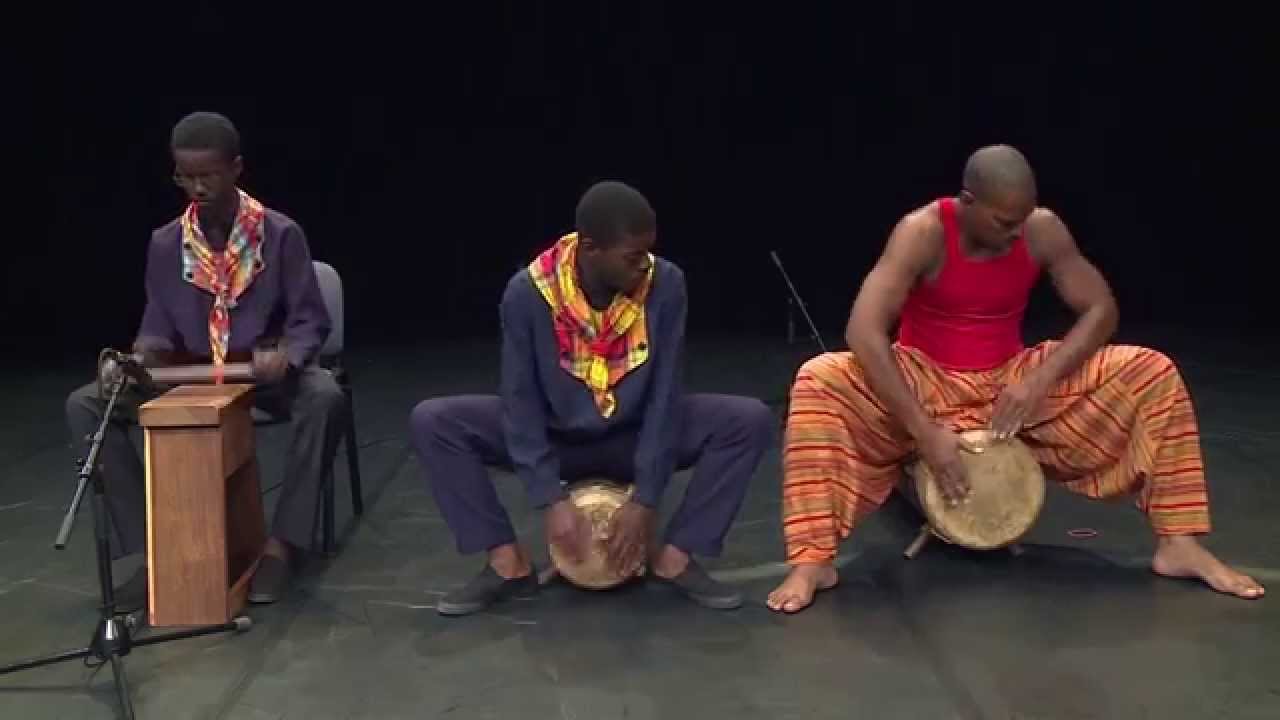 Musique Kamougé - Extrait DVD danses traditionnelles créoles guyanaises au tambour - YouTube