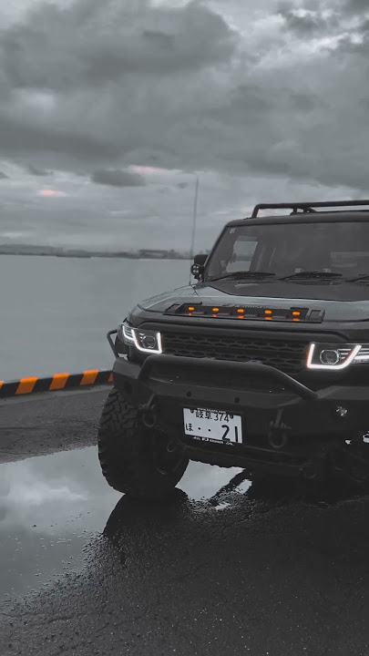 Toyota FJ Cruiser on XF-222 Gloss Black & Machined