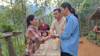 Cara apologized to the single mother and the fisherman for the hurt he had caused her. - Ly Tu Tuc