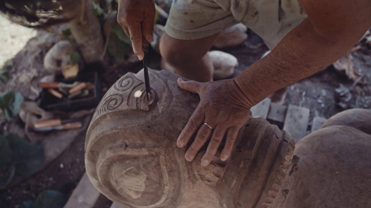 Culture - Tiki Carving