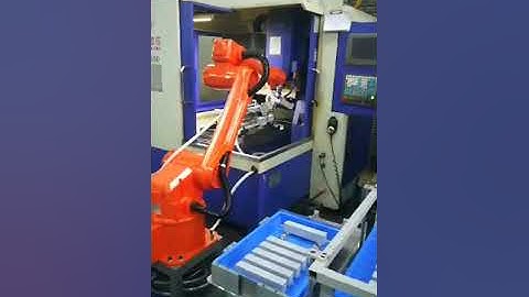 6 axis Robot arm for CNC machine feedings demo
