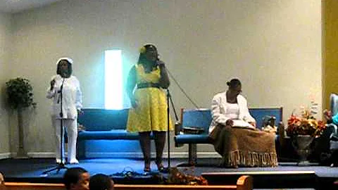 SIS DESIRE'E MERRIWEATHER SINGING JESUS LIFTED ME ...